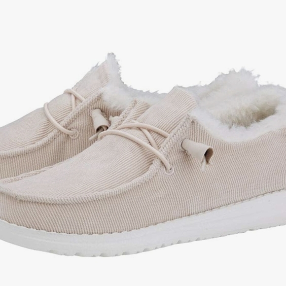 HEY DUDE WENDY  CORDUROY CREAM - Picture 1 of 6
